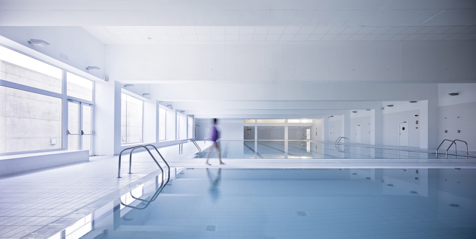 Multi Sport Pavilion And Classroom Complex Alberto Campo Baeza