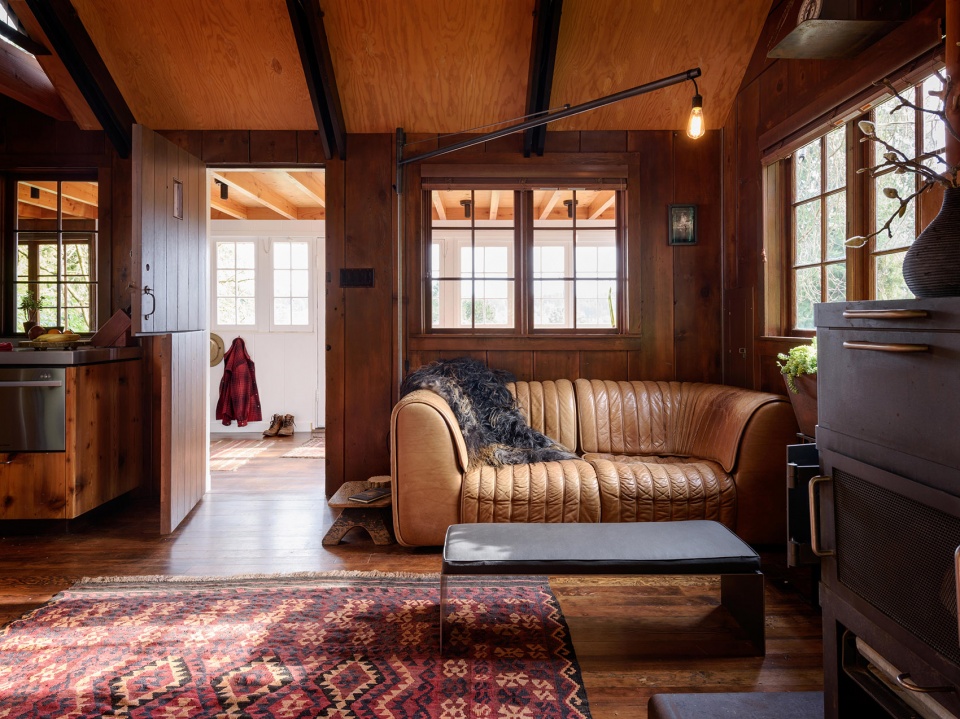 agate pass cabin washington by olson kundig architects