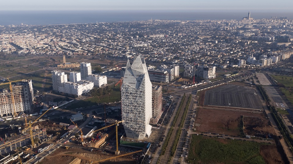 Casablanca Finance City Tower by Morphosis