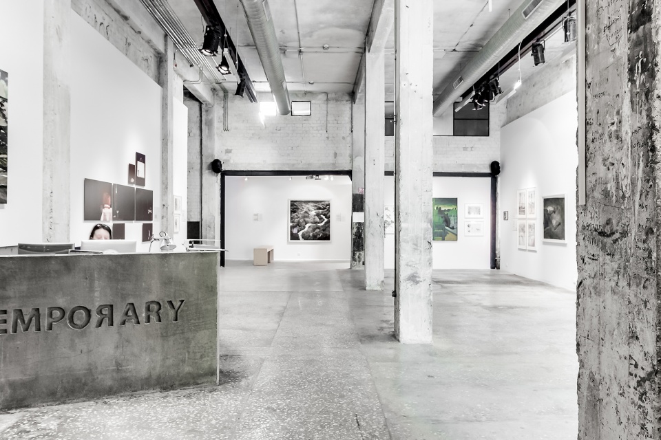 contemporary art gallery by a lerman architects