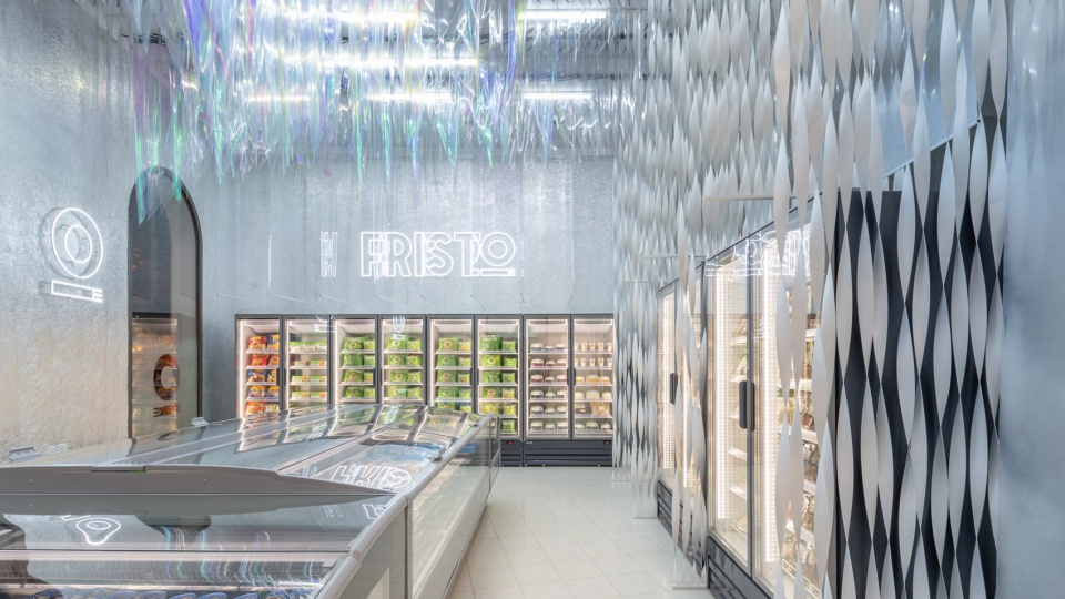 FRISTO frozen food market by EFEEME architects