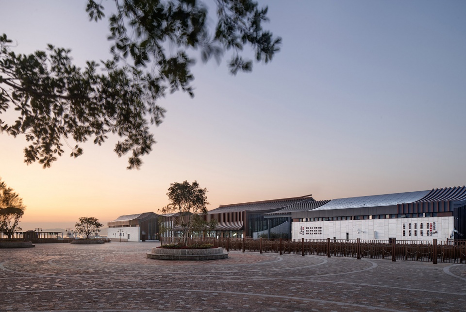 Putuo Mountain New Passenger Transportation Center China by UAD
