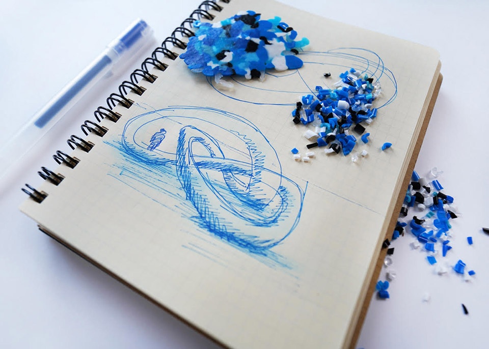 Recycling Loop by Vincent Leroy