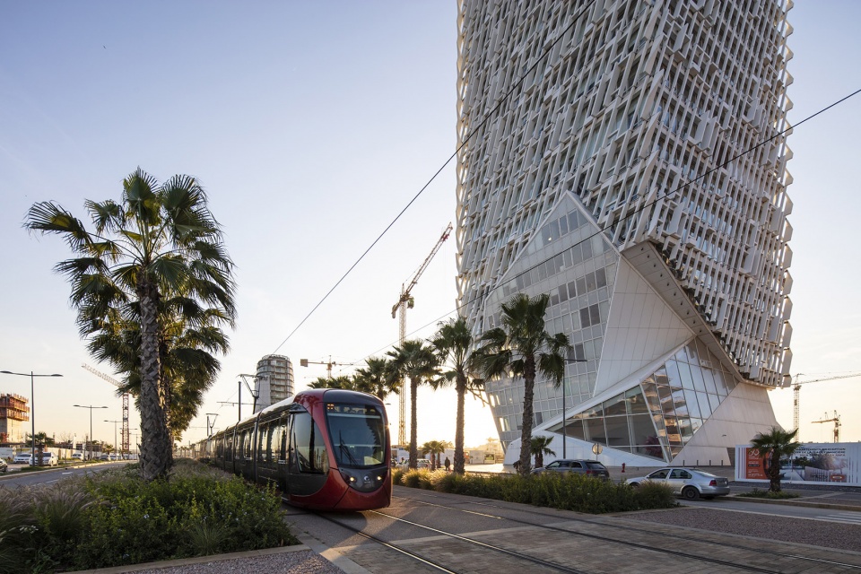 Casablanca Finance City Tower by Morphosis