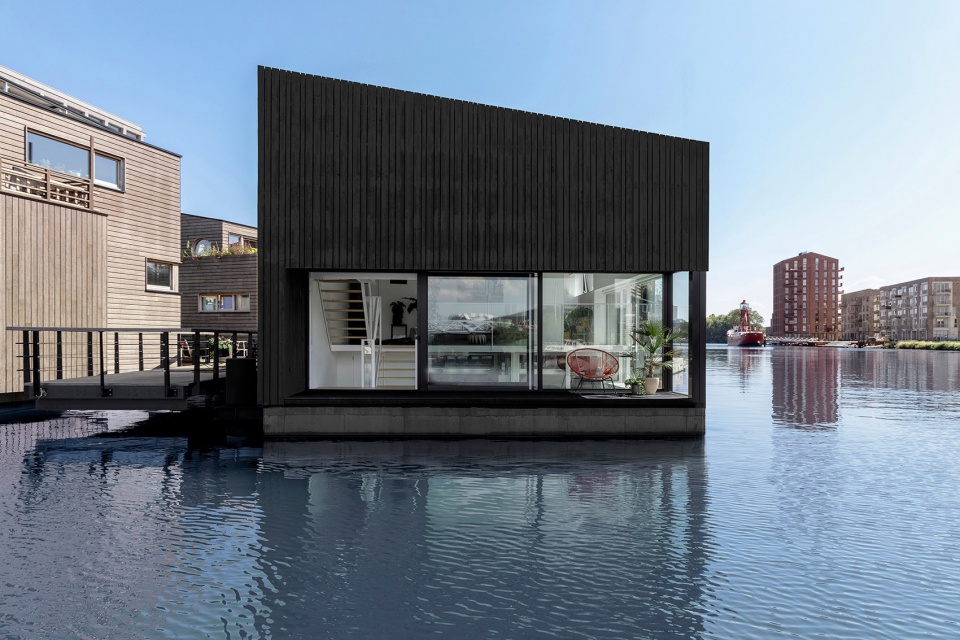 Floating Home by i29