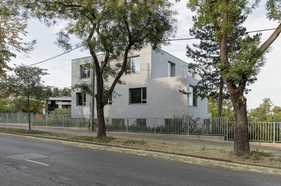 SA43 Apartments Project by Numbernow studio and Balazs Szelecsenyi