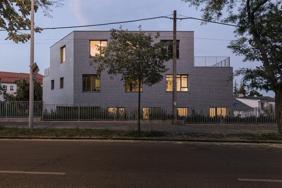 SA43 Apartments Project by Numbernow studio and Balazs Szelecsenyi