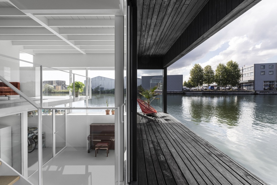 Floating Home by i29