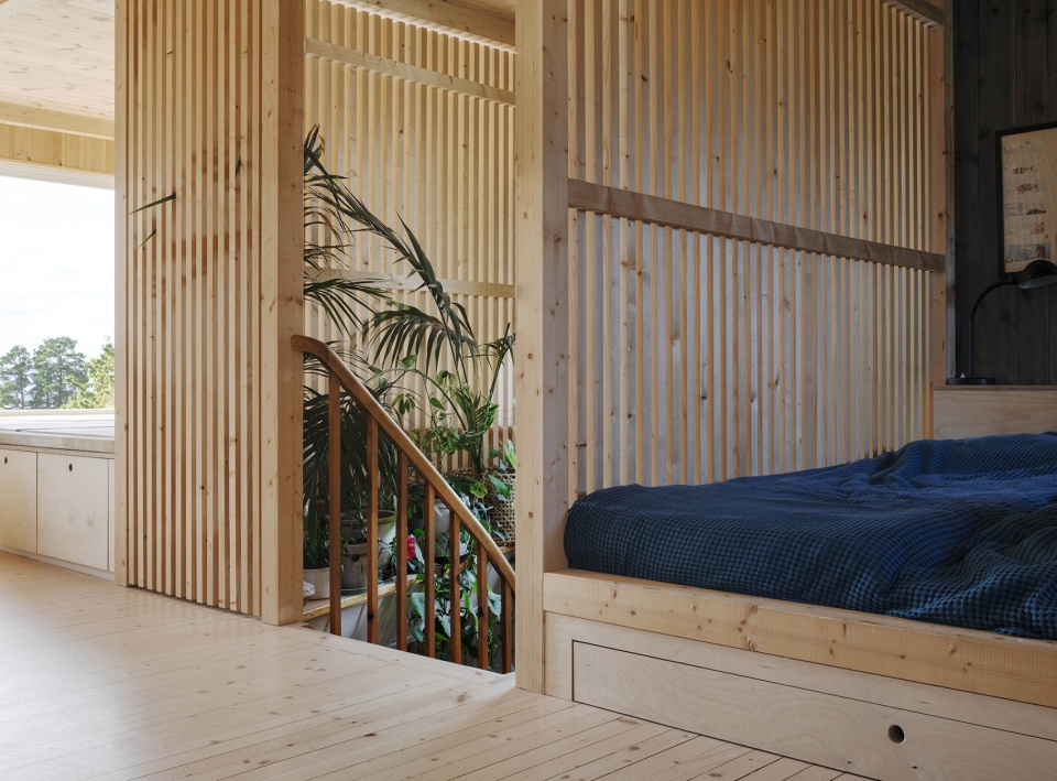 Wood Slat Shotgun House Austigard Arkitektur