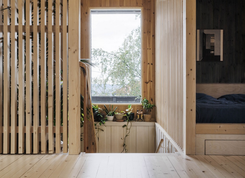 Wood Slat Shotgun House Austigard Arkitektur