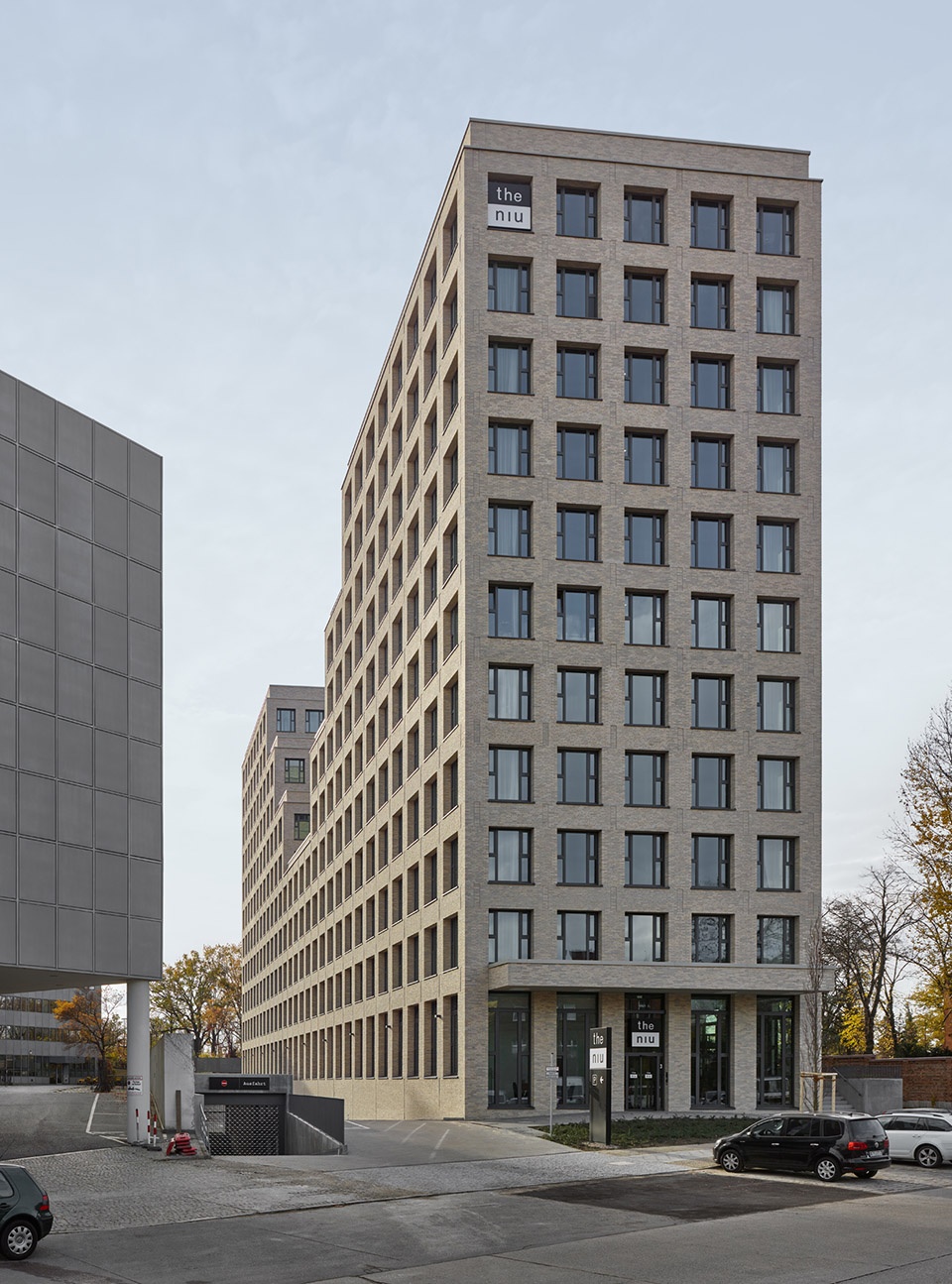 hotel and office building werdauer weg berlin by max dudler