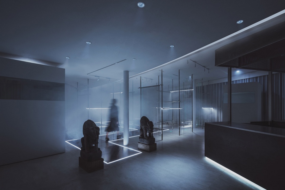 Fourtry Space SLT