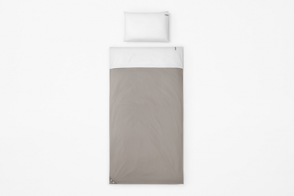 inflight amenity kit by nendo
