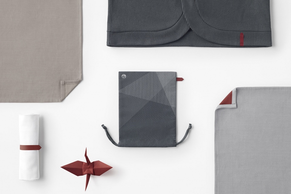 inflight amenity kit by nendo