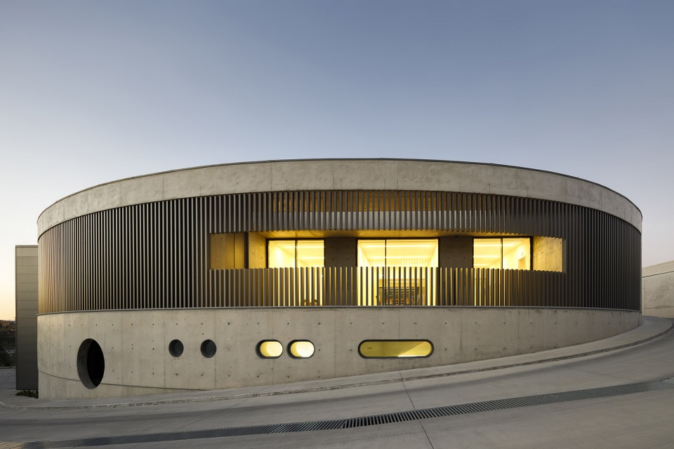 STEELFORM Atelier d’Arquitectura Lopes da Costa
