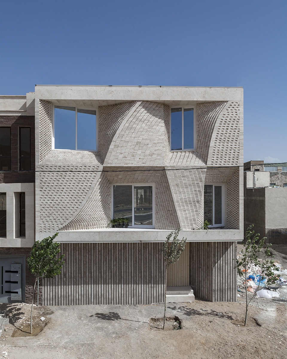 Mahallat Residental Building No3 by CAAT Studio