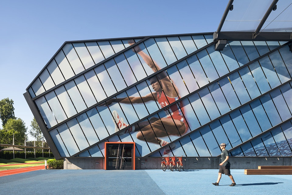 la garage at nike world headquarters by srg partnership