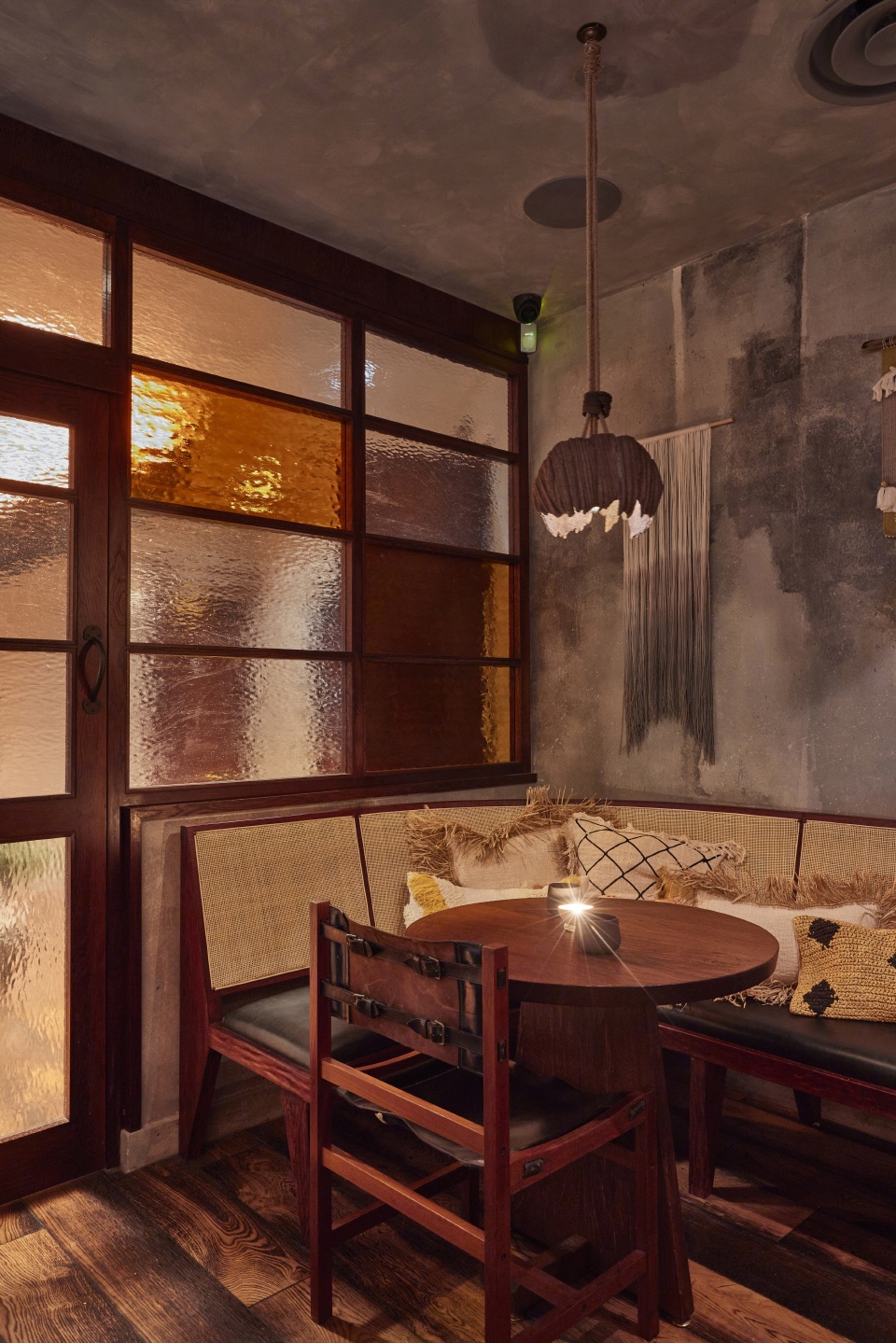 restaurant kol by a nrd studio