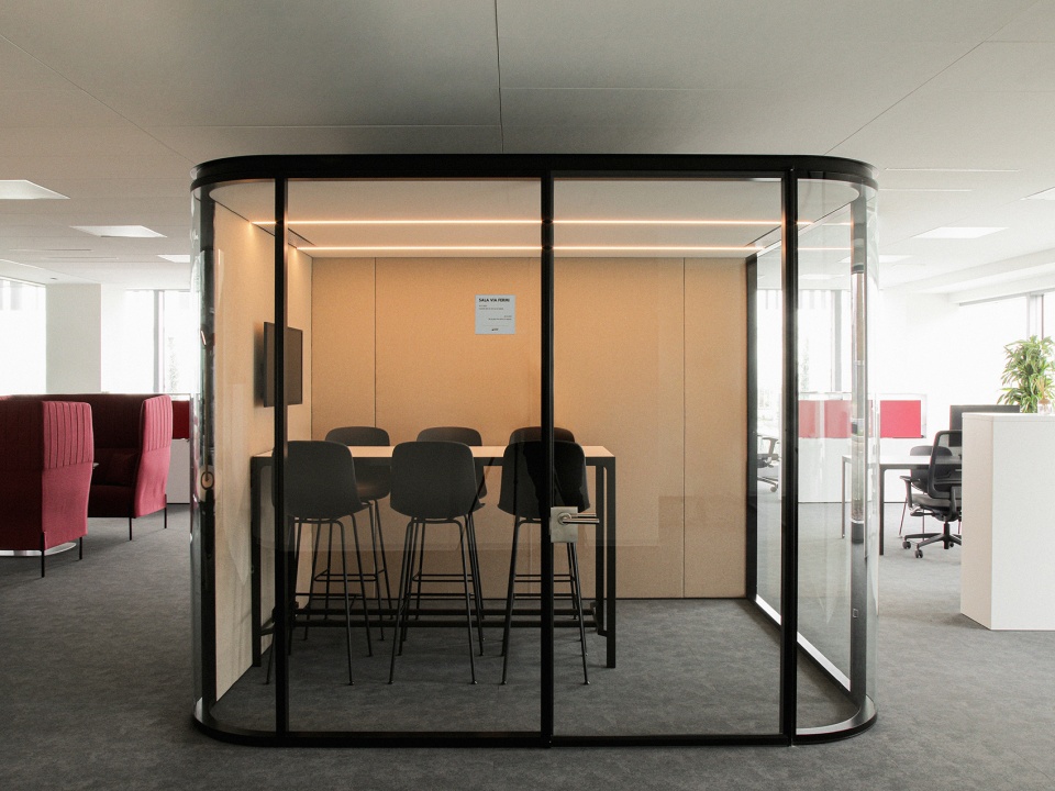 flash battery by studio bocchi