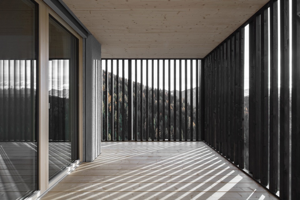 CIASA LE FIUN by Architekt Daniel Ellecosta