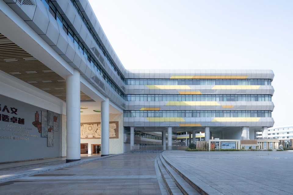 chengdu dongchen foreign languages school china by szad