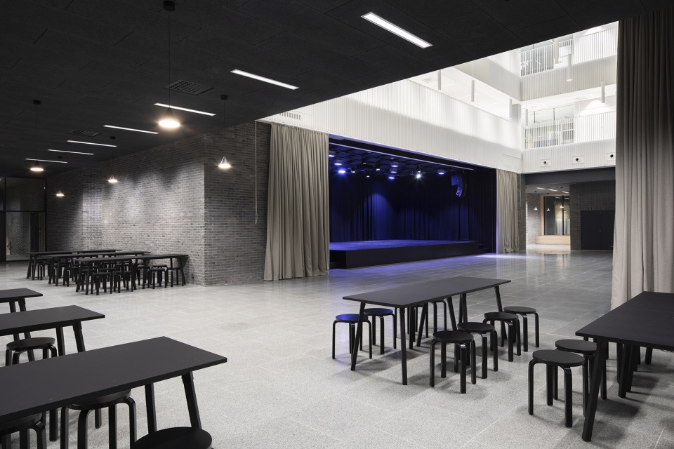 jatkasaari comprehensive school by aor architects
