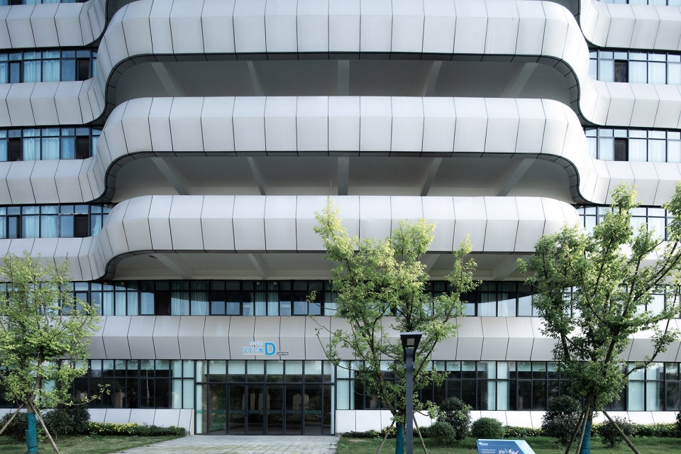 chengdu dongchen foreign languages school china by szad