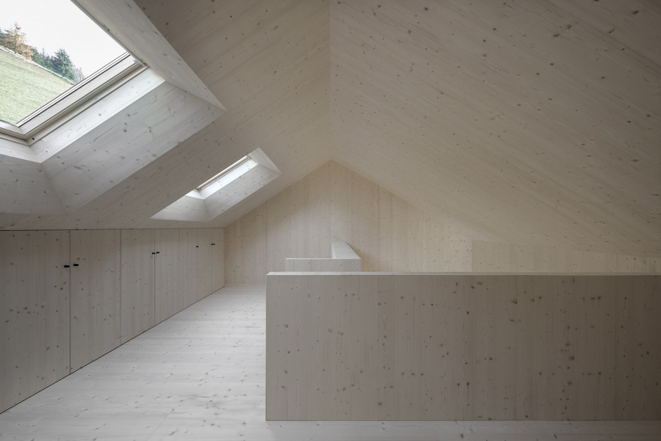 CIASA LE FIUN by Architekt Daniel Ellecosta