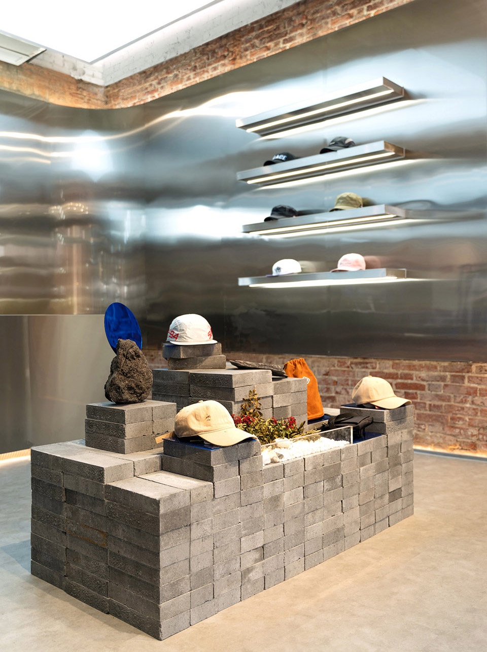 M HOOD Buyers shop China by HOLD DESIGN 1