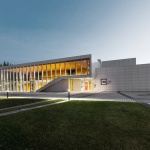 Quai 5160凡尔登文化中心，加拿大 / Les Architectes FABG