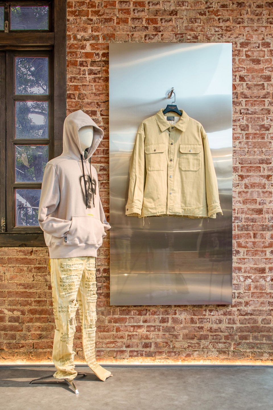 M HOOD Buyers shop China by HOLD DESIGN