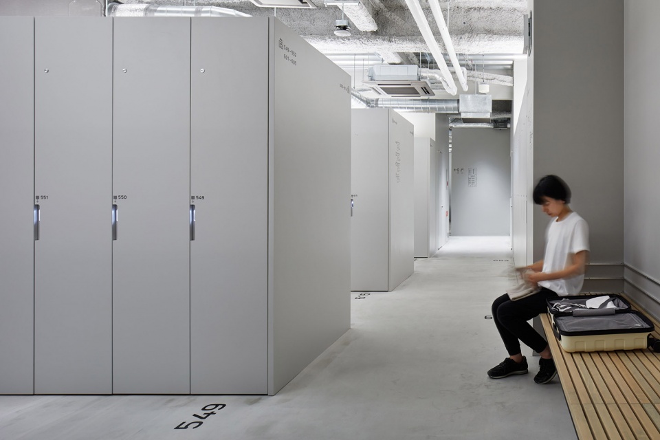 9h ninehours hakata by keiji ashizawa design