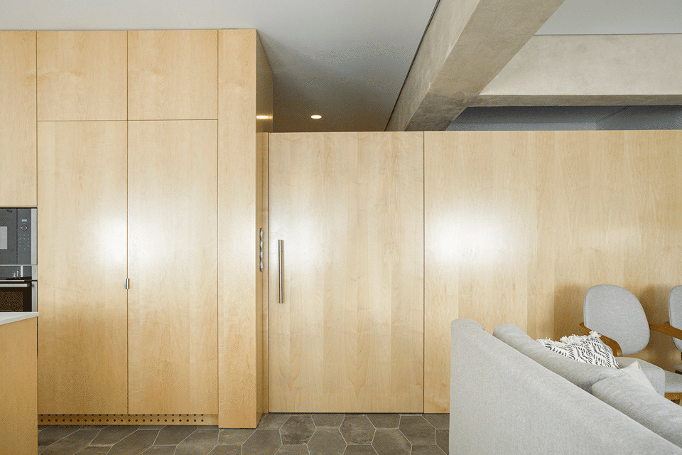 lar familiar by paulo moreira architectures