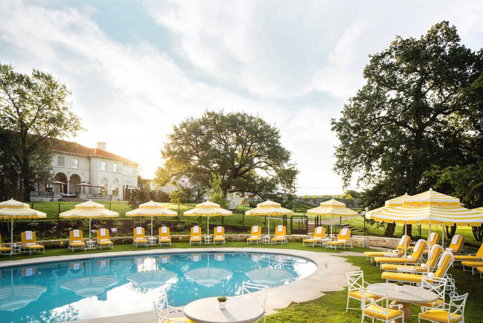 Commodore Perry Estate by Clayton Korte Moule Polyzoides Ken Fulk Ten Eyck Landscape Architects