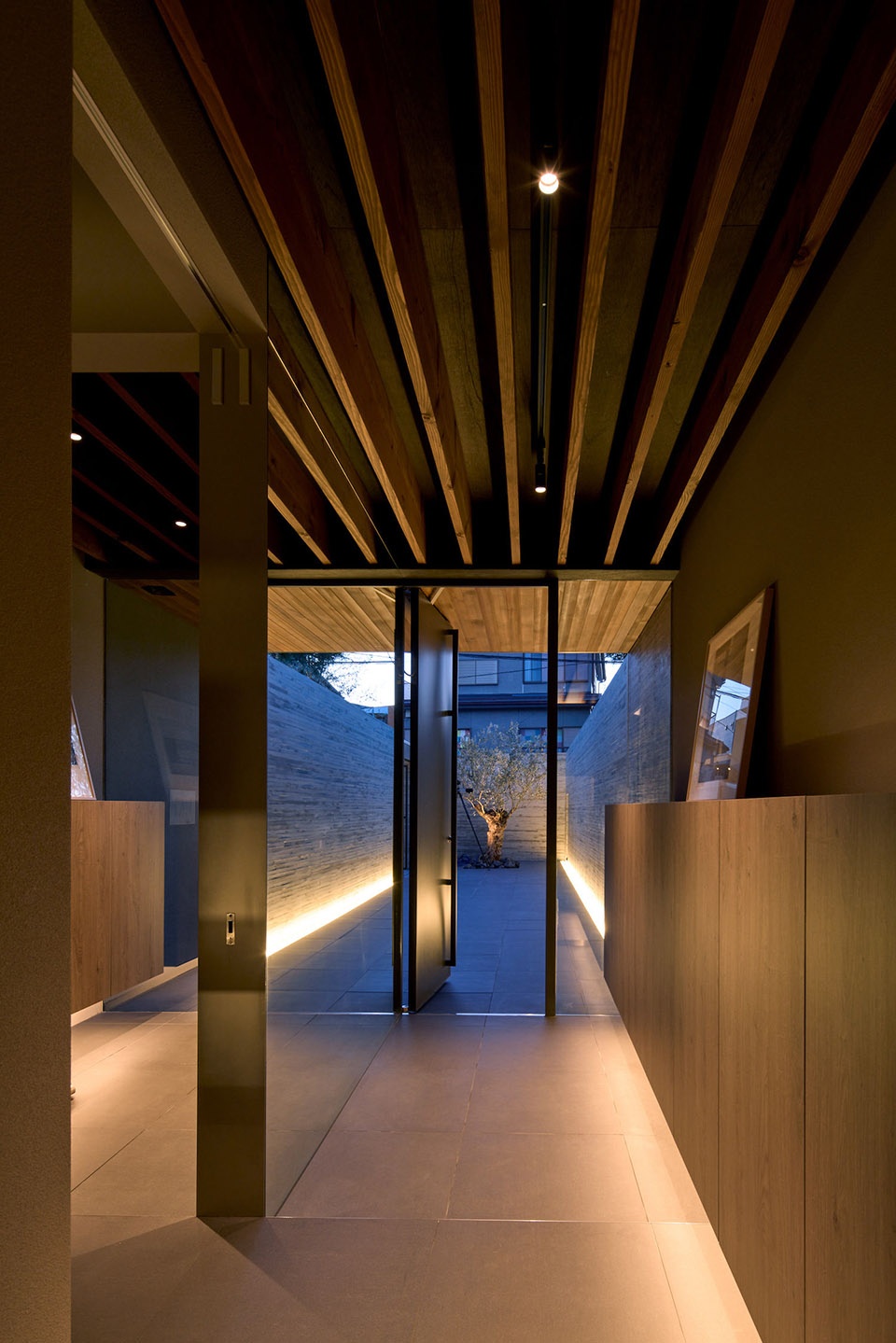 NOBLE APOLLO Architects Associates