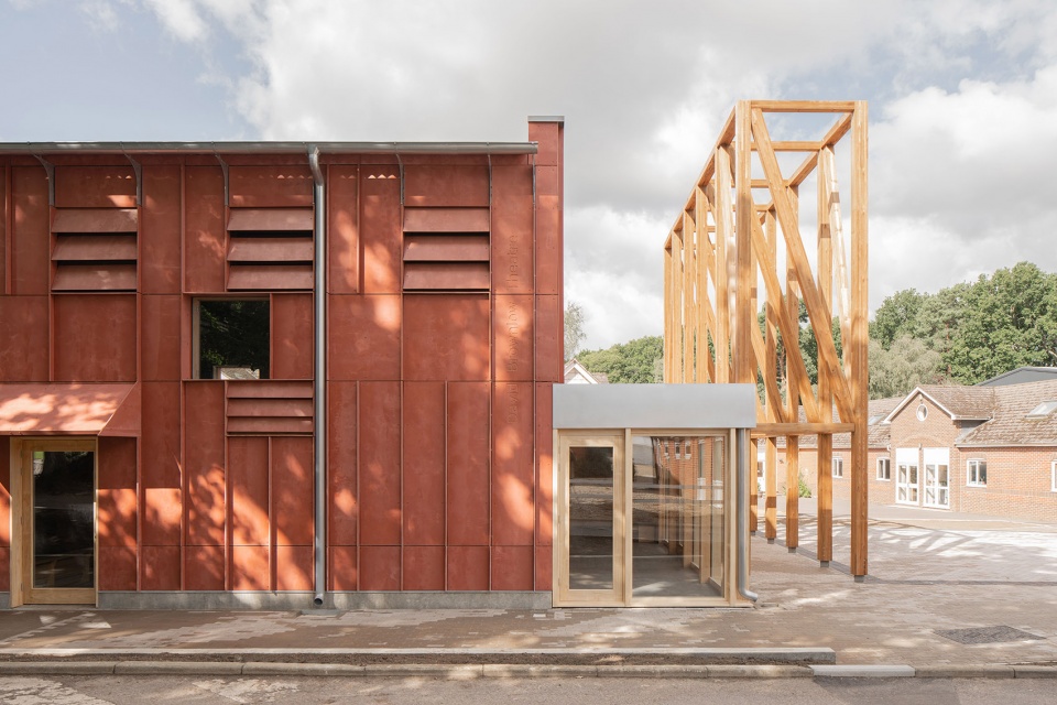 David Brownlow Theatre Jonathan Tuckey Design