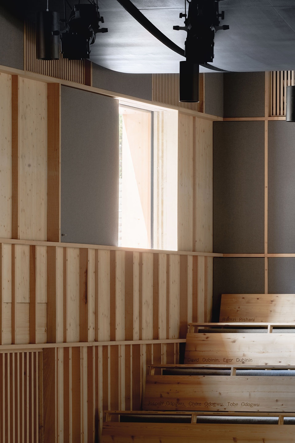 David Brownlow Theatre Jonathan Tuckey Design