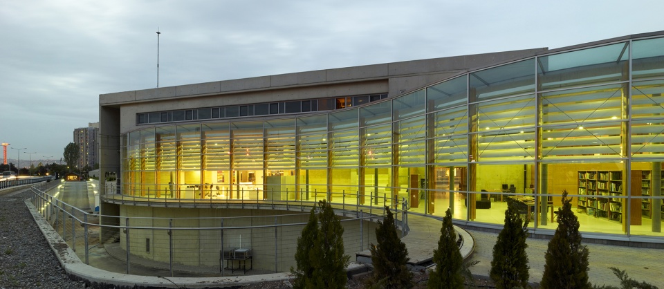 cer modern arts center by uygur architects 1