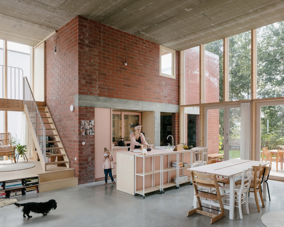 16 0590 fmM SINGLE FAMILY HOUSE by BLAF Architects