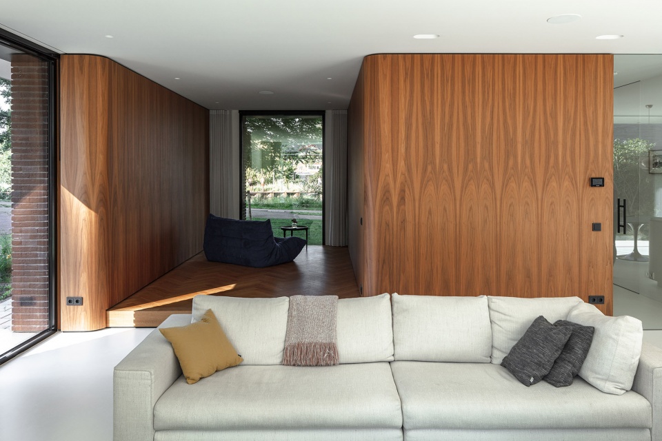 Villa MW by Powerhouse Company