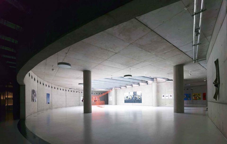 cer modern arts center by uygur architects