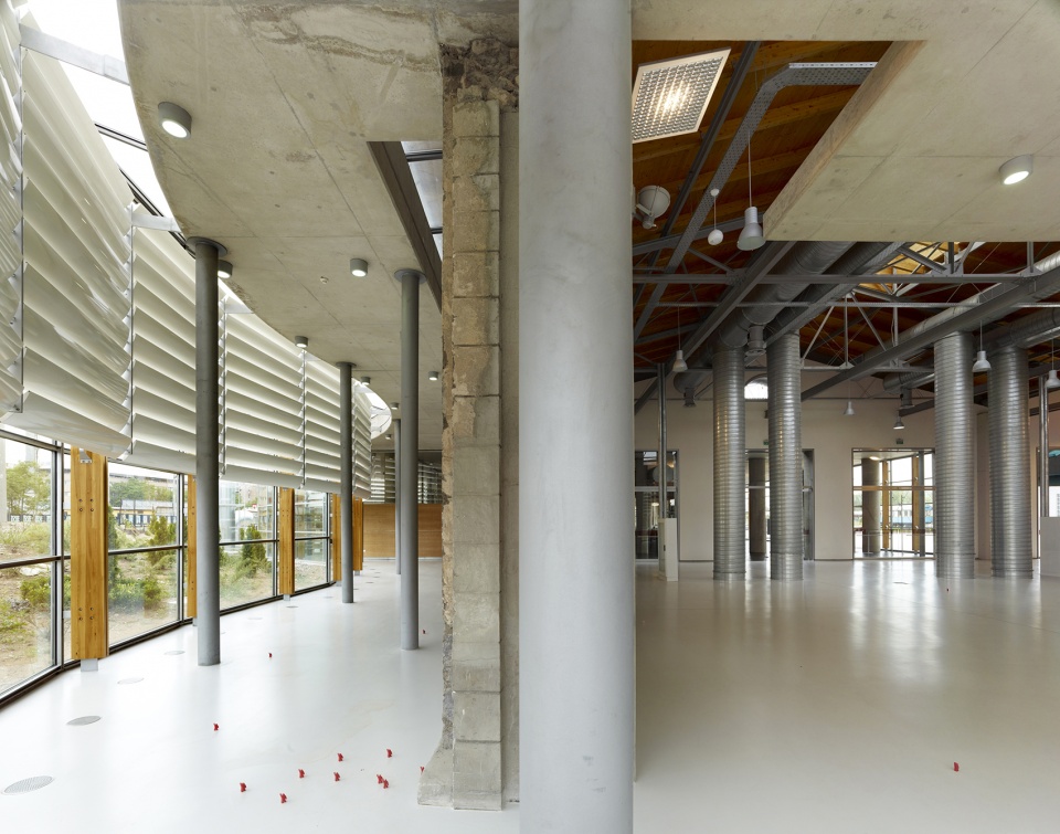 cer modern arts center by uygur architects