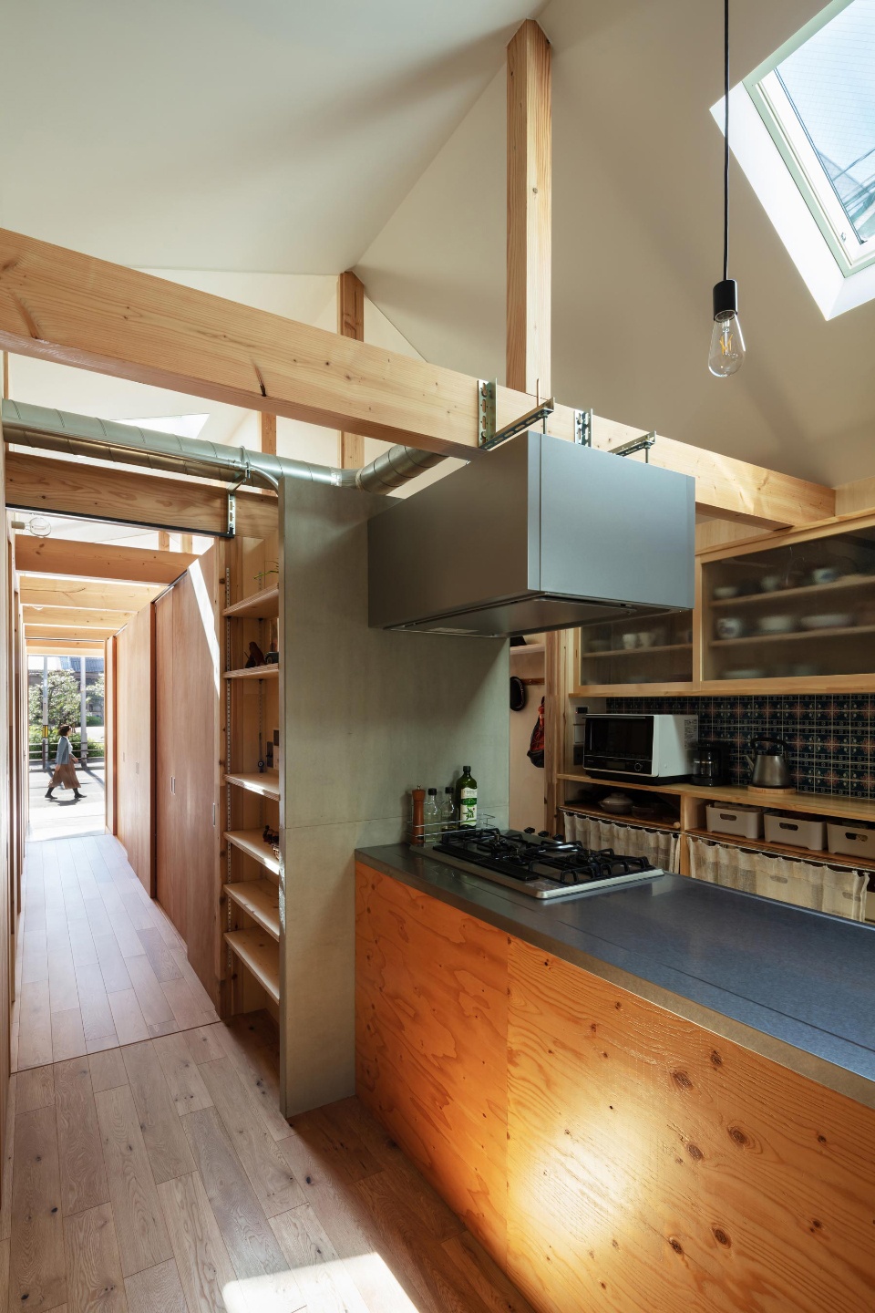 toolbox house by yyaa
