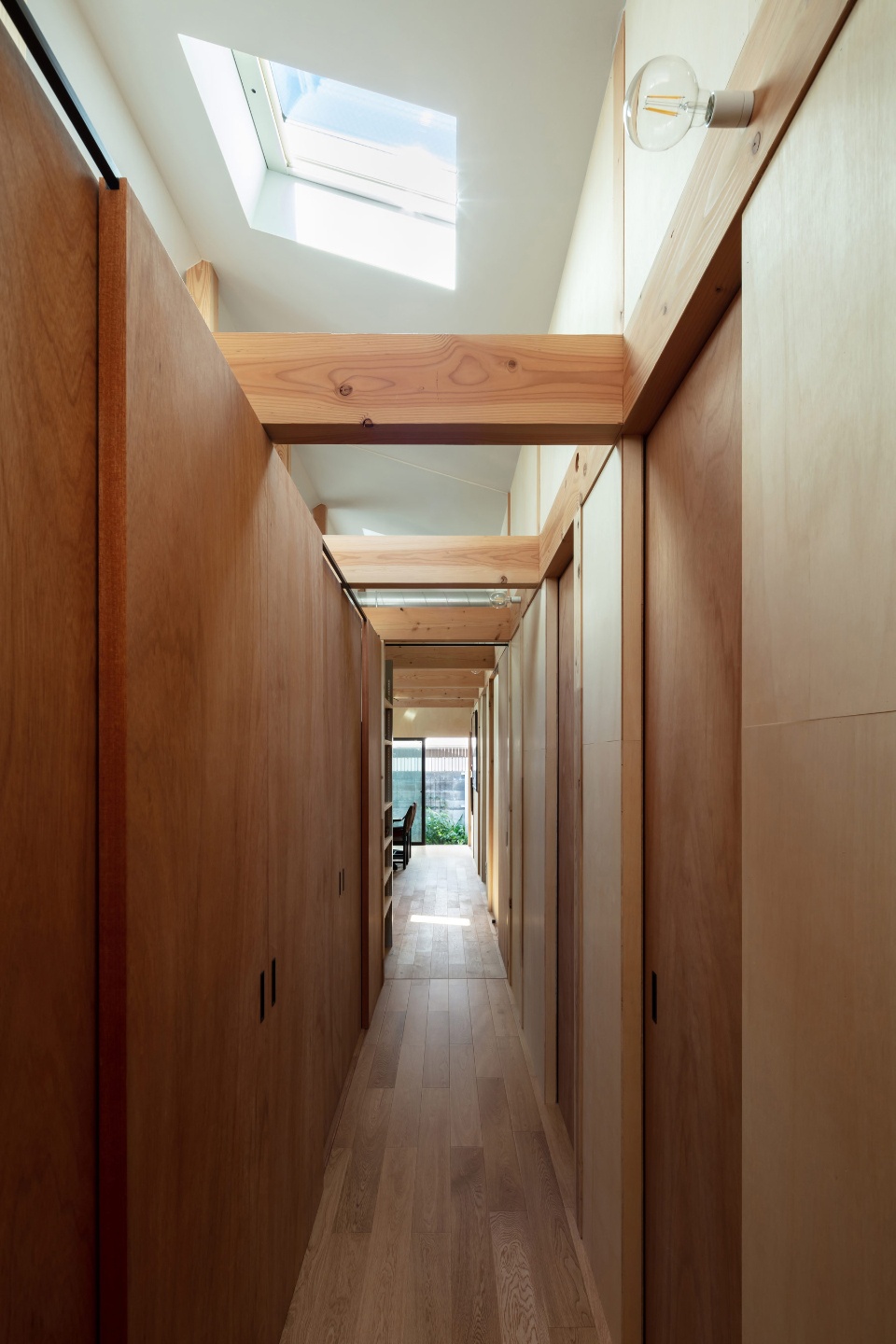 toolbox house by yyaa