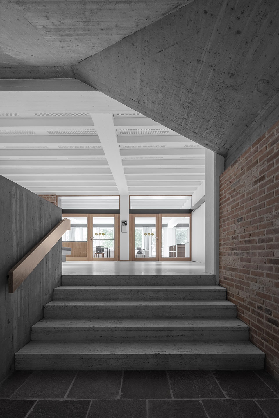 cusanus academy renovation by modusarchitects
