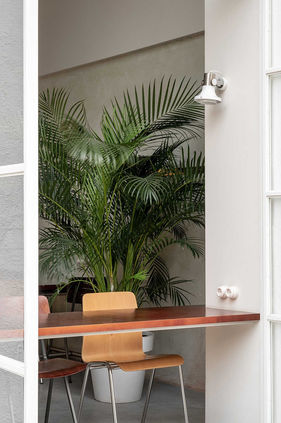 Late breakfast club LIS design studio