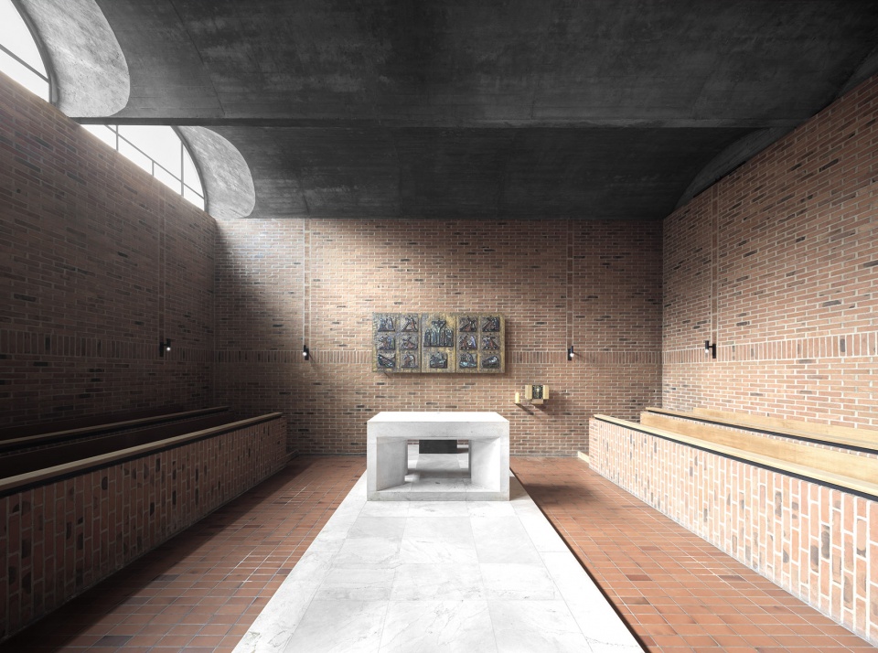cusanus academy renovation by modusarchitects