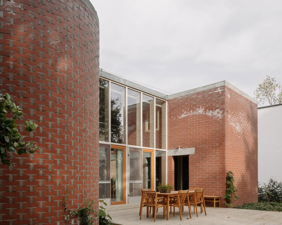 16 0590 fmM SINGLE FAMILY HOUSE by BLAF Architects
