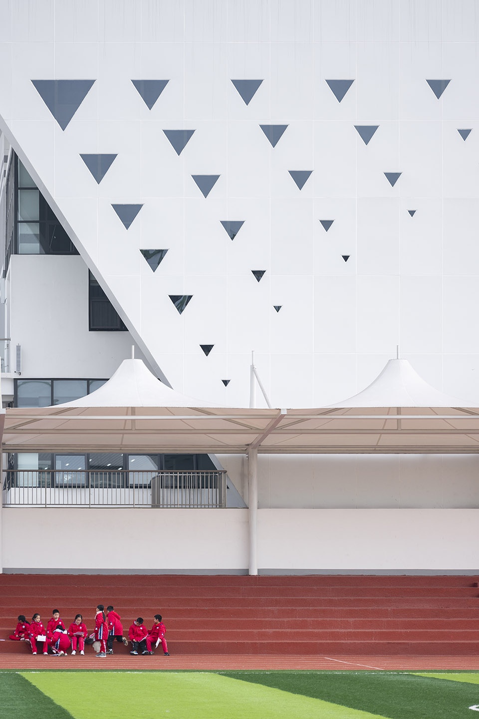 chengdu new century foreign language school china by zzhk architects