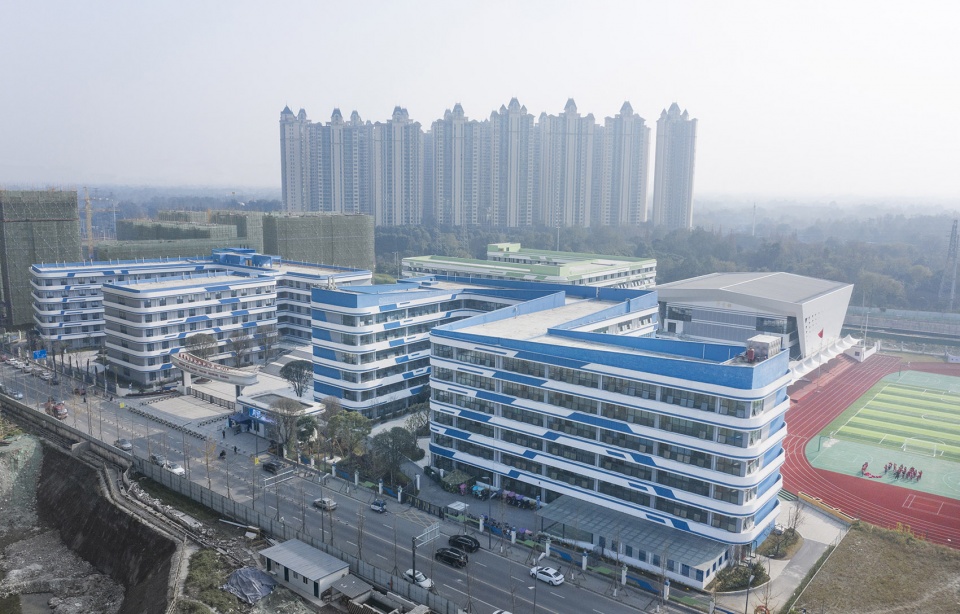 chengdu new century foreign language school china by zzhk architects